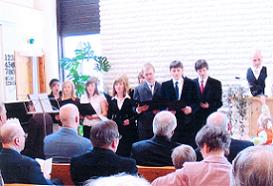Nuoret esittiv�t yhdistyksen 80-v juhlassa kantaatin 